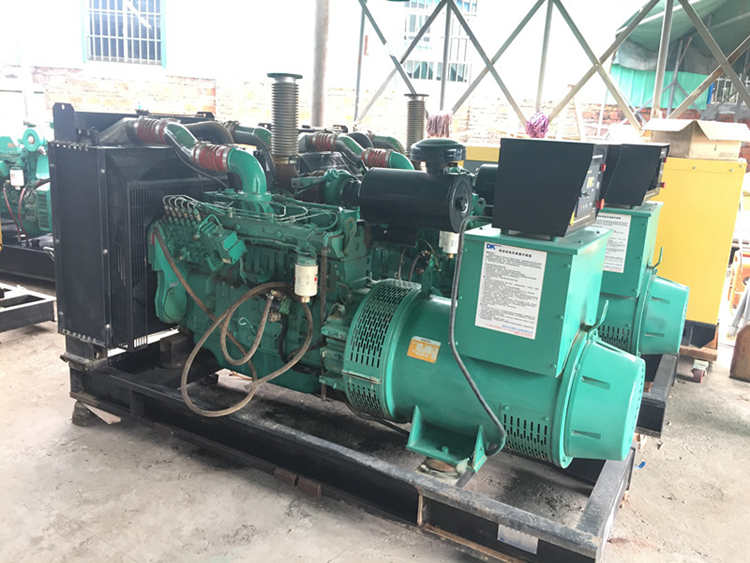 东风康明斯200kw二手发电机
