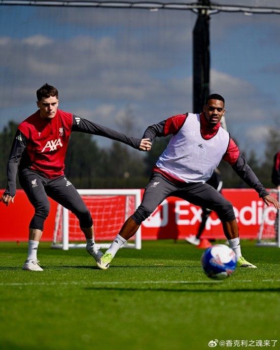 利物浦备战曼城训练图曝光 战术细节引热议