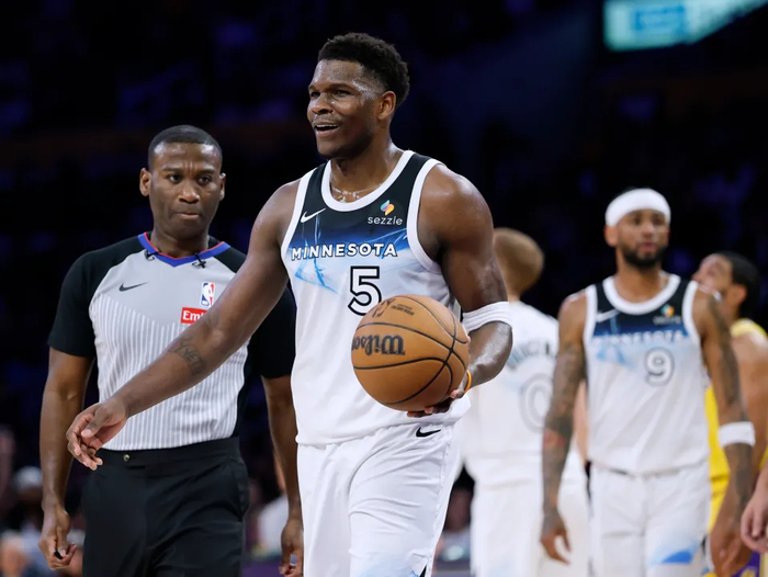 森林狼对阵火箭关键战役：胜负决定季后赛排位